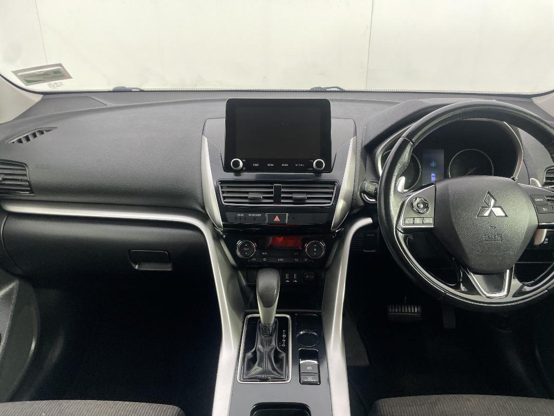 Photo '17' of Mitsubishi Eclipse Cross