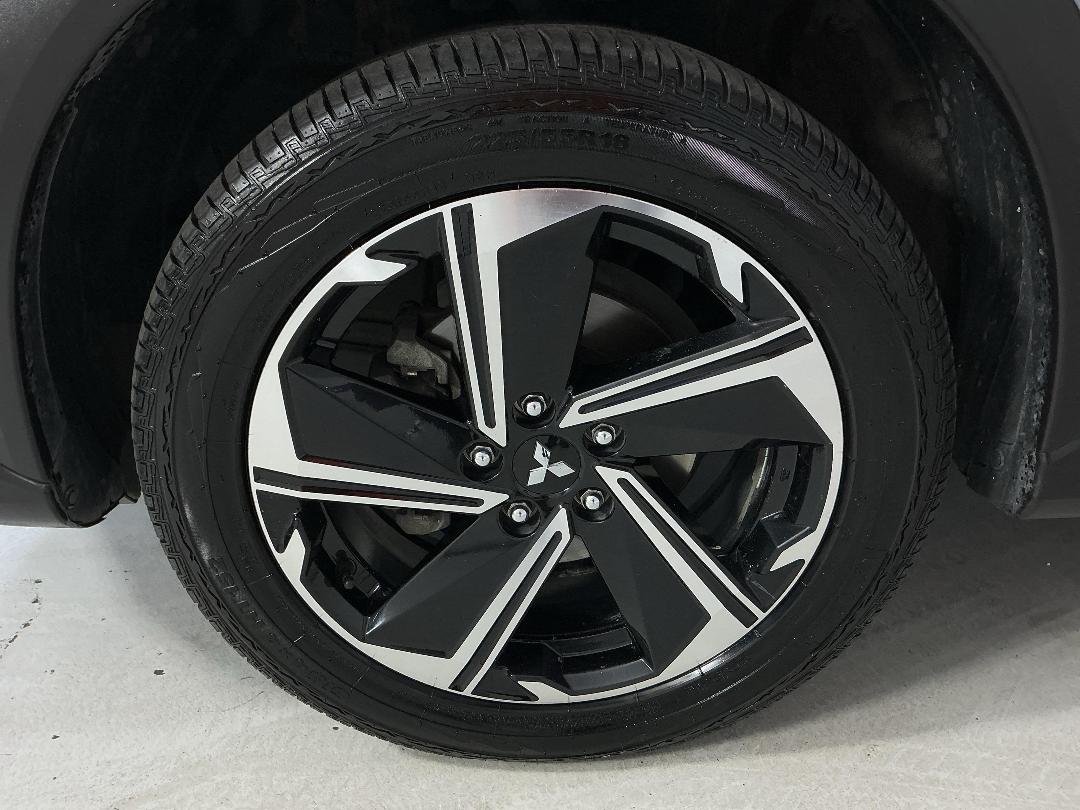 Photo '10' of Mitsubishi Eclipse Cross