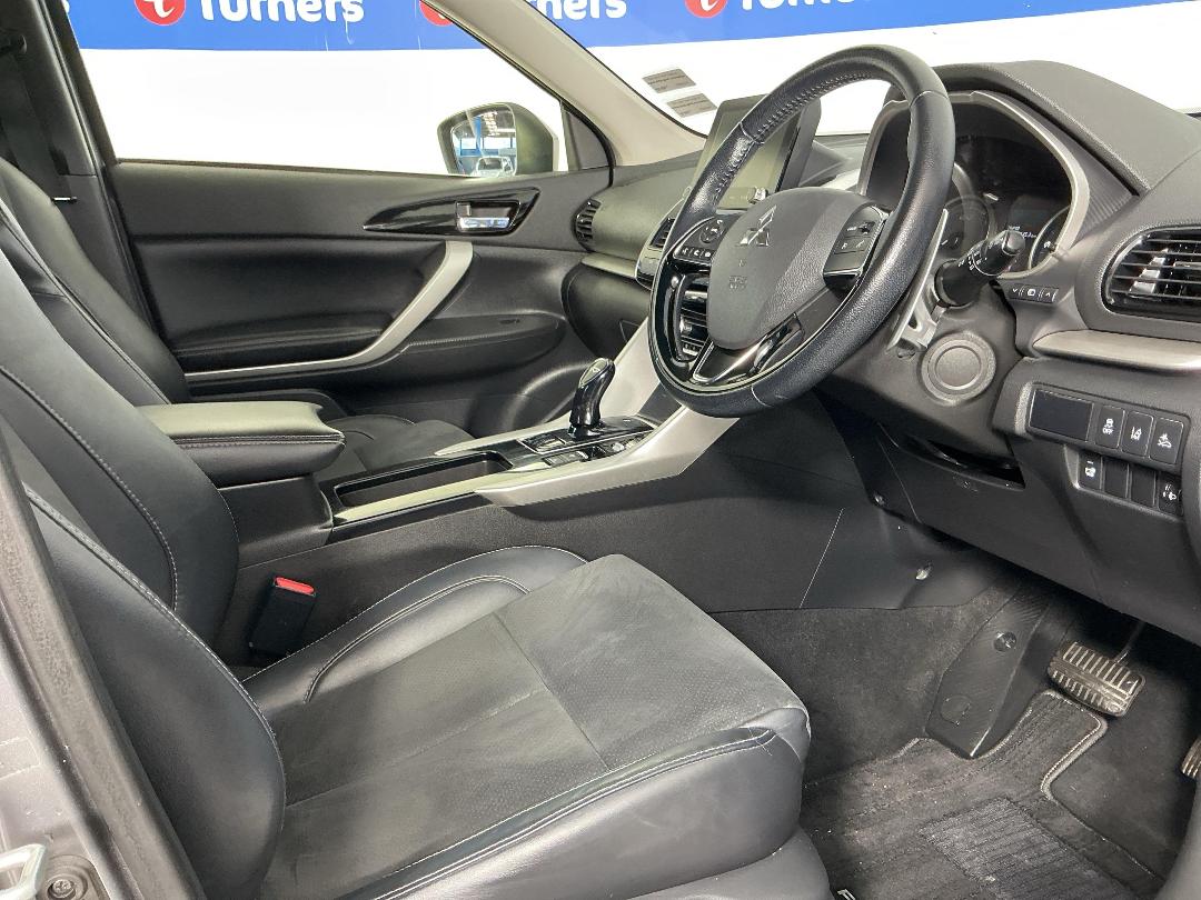 Photo '16' of Mitsubishi Eclipse Cross