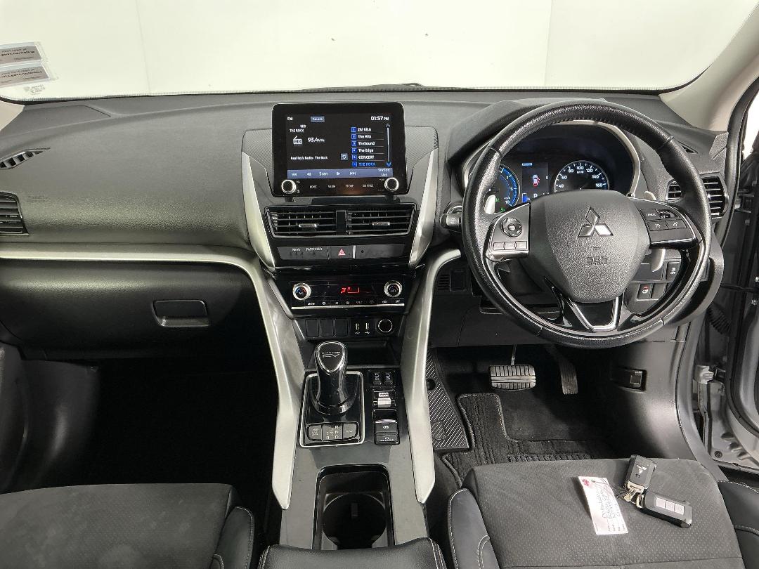 Photo '17' of Mitsubishi Eclipse Cross