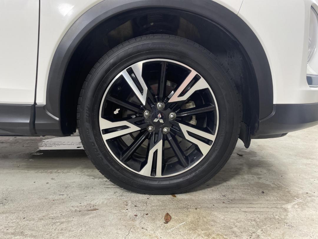 Photo '9' of Mitsubishi Eclipse Cross