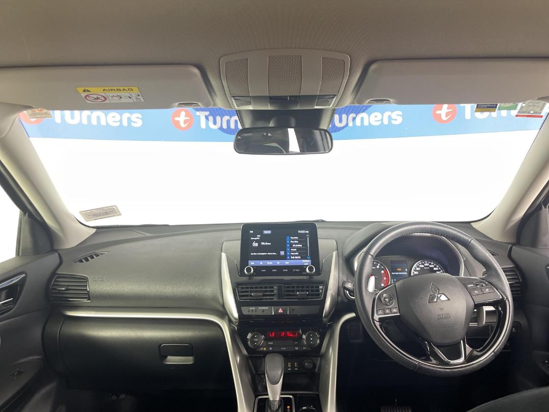 Photo '17' of Mitsubishi Eclipse Cross