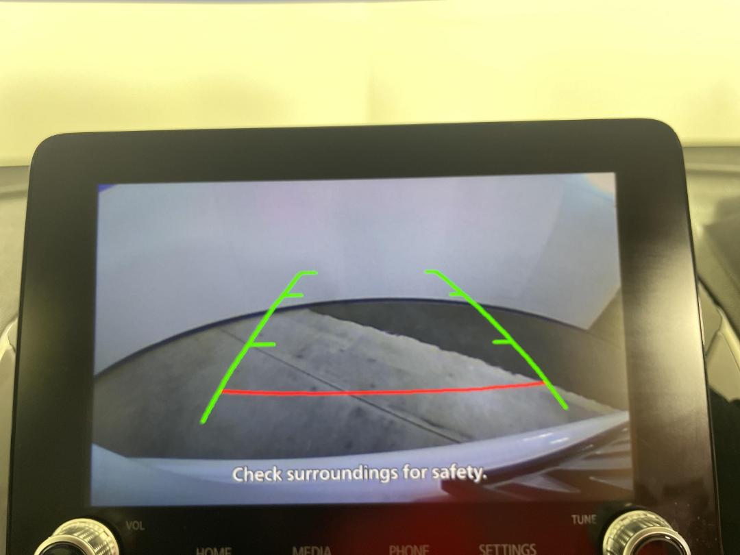 Photo '24' of Mitsubishi Eclipse Cross