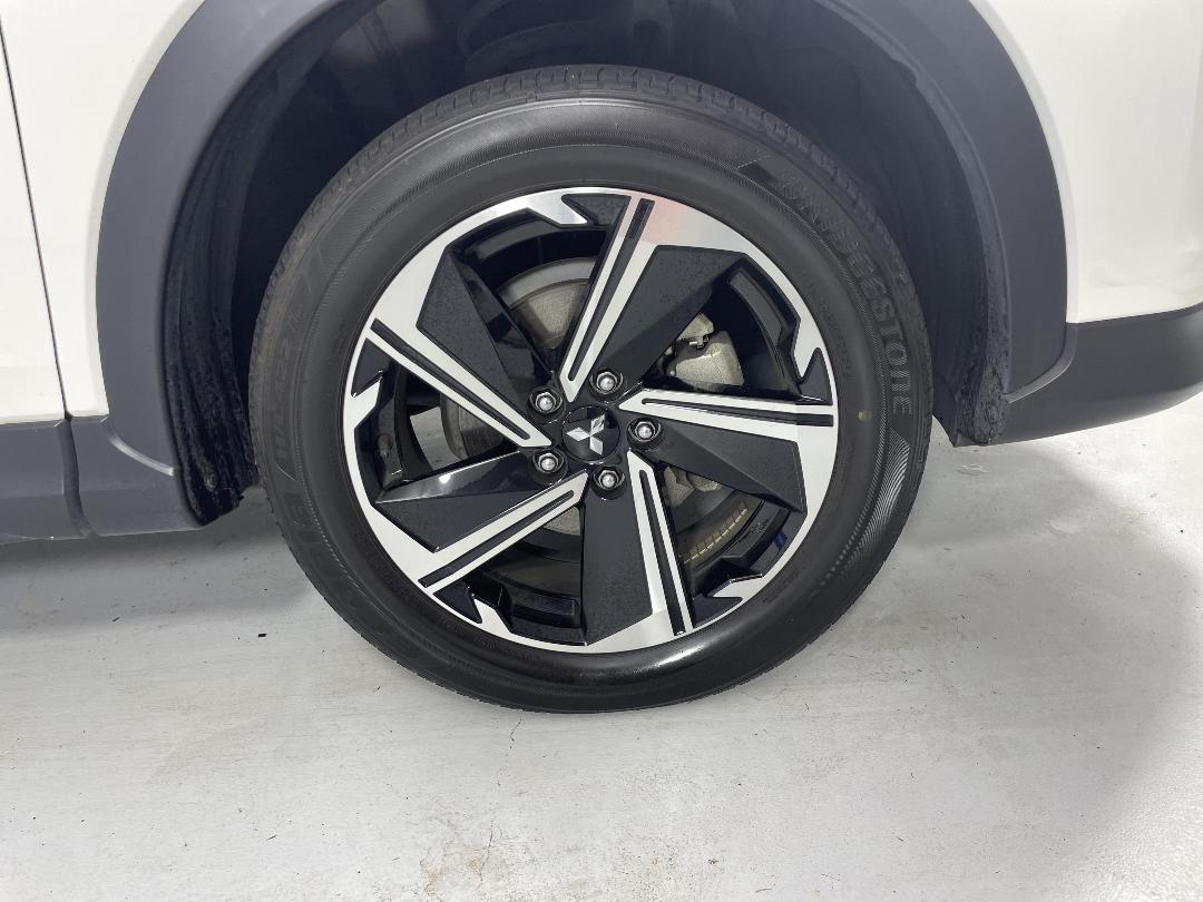 Photo '9' of Mitsubishi Eclipse Cross Photo '9' of Mitsubishi Eclipse Cross