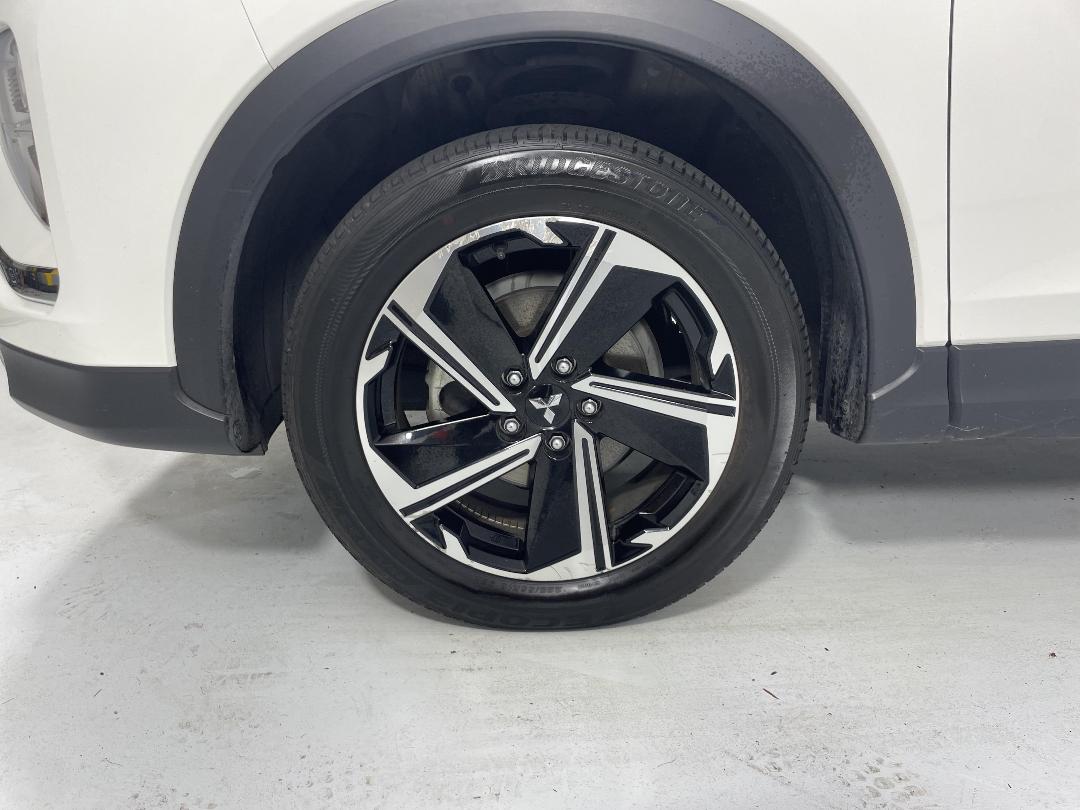 Photo '10' of Mitsubishi Eclipse Cross Photo '10' of Mitsubishi Eclipse Cross