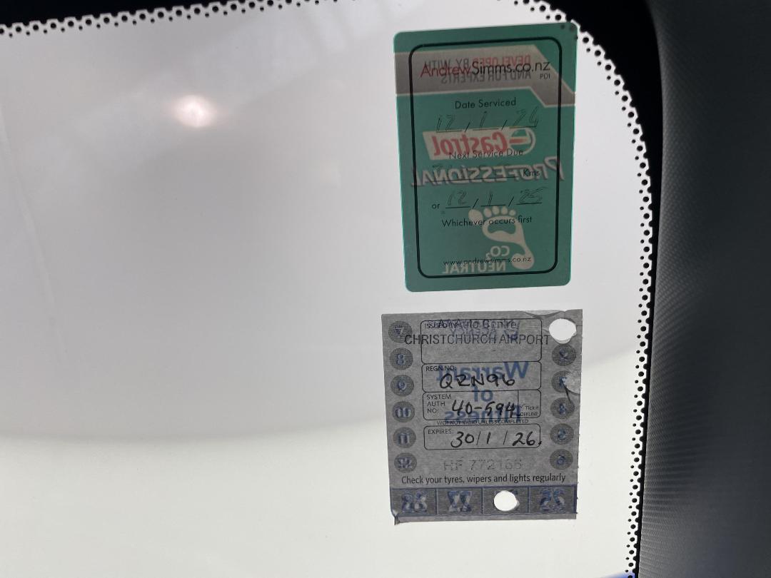 Photo '34' of Mitsubishi Eclipse Cross