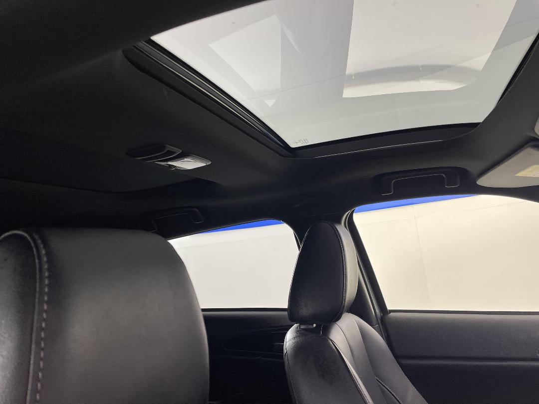 Photo '33' of Mitsubishi Eclipse Cross