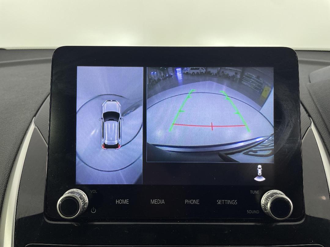 Photo '32' of Mitsubishi Eclipse Cross