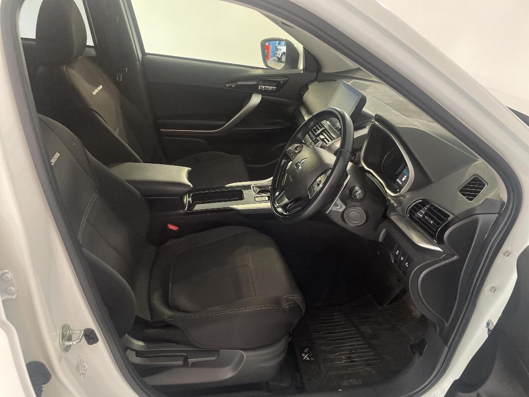 Photo '16' of Mitsubishi Eclipse Cross