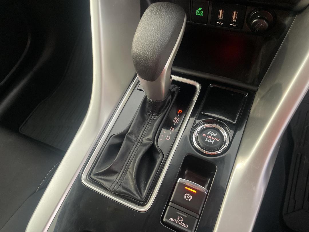 Photo '31' of Mitsubishi Eclipse Cross