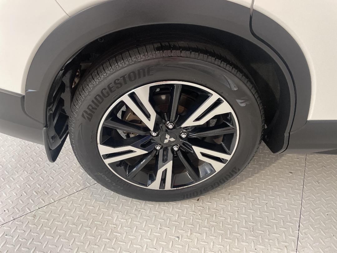 Photo '12' of Mitsubishi Eclipse Cross Photo '12' of Mitsubishi Eclipse Cross