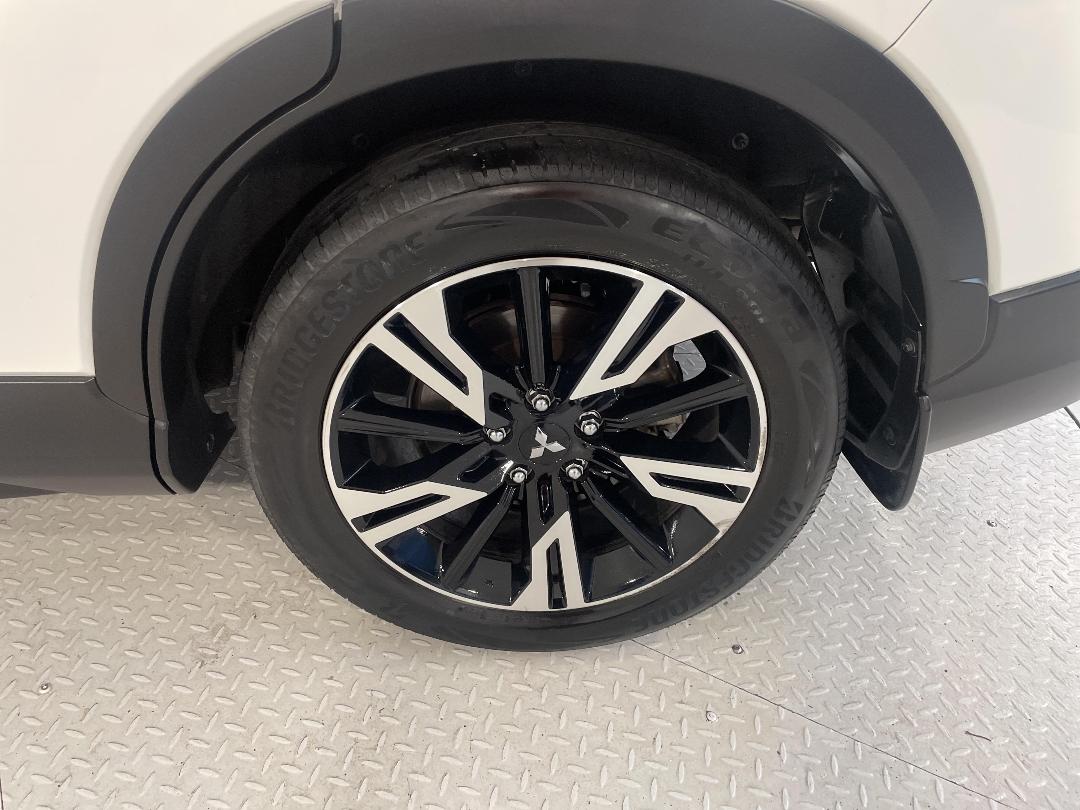 Photo '11' of Mitsubishi Eclipse Cross Photo '11' of Mitsubishi Eclipse Cross