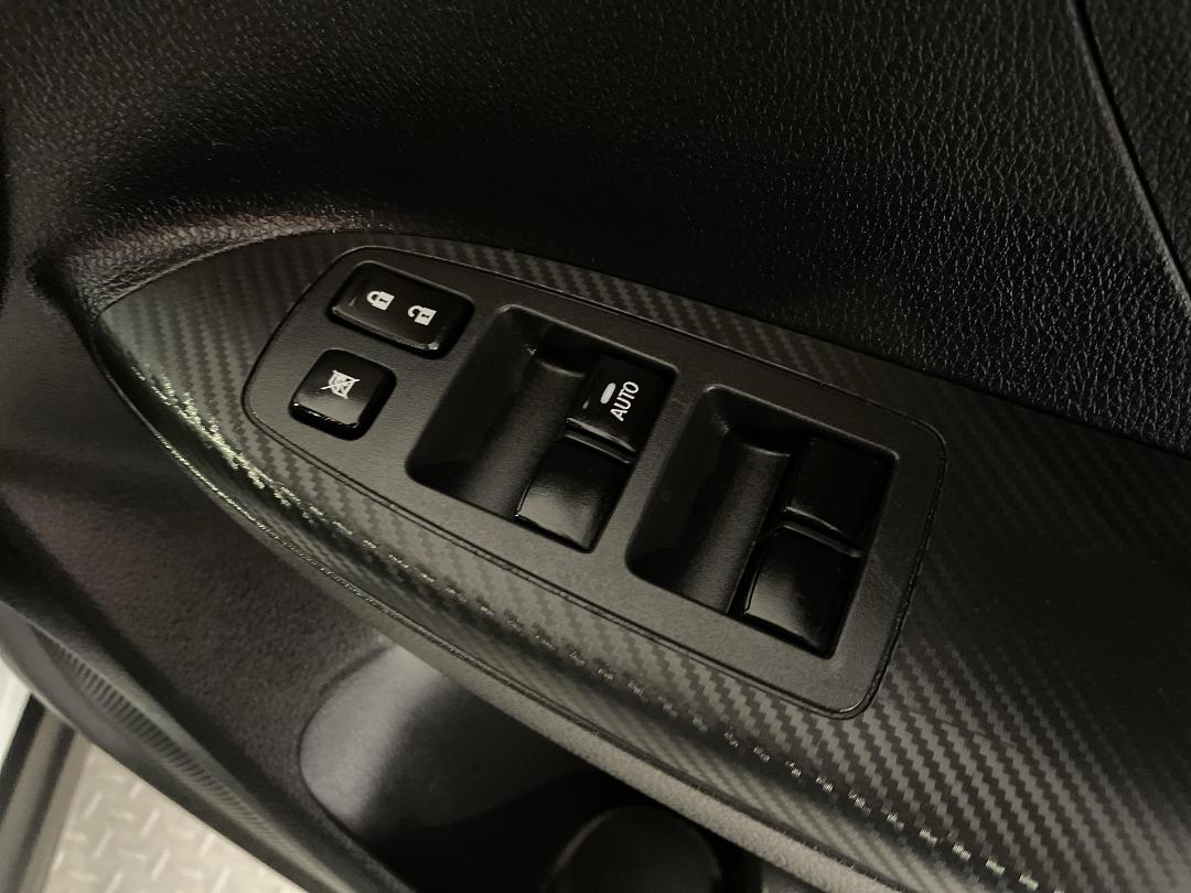 Photo '24' of Mitsubishi Eclipse Cross Photo '24' of Mitsubishi Eclipse Cross