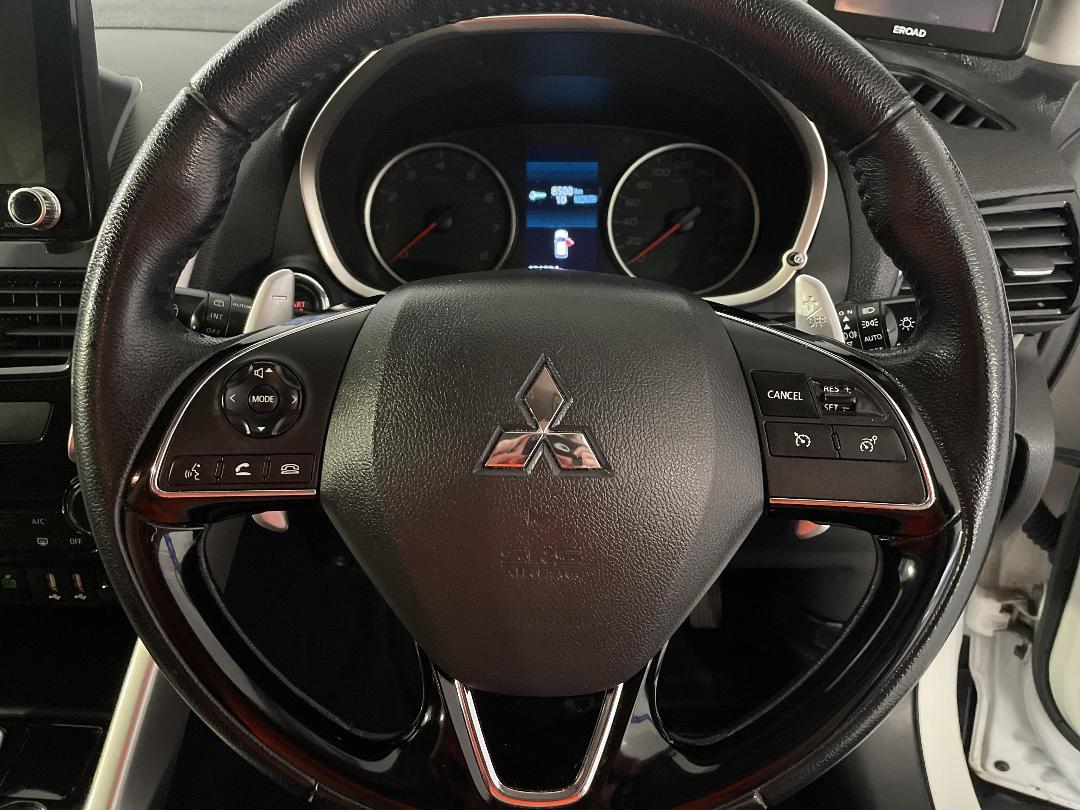 Photo '28' of Mitsubishi Eclipse Cross Photo '28' of Mitsubishi Eclipse Cross