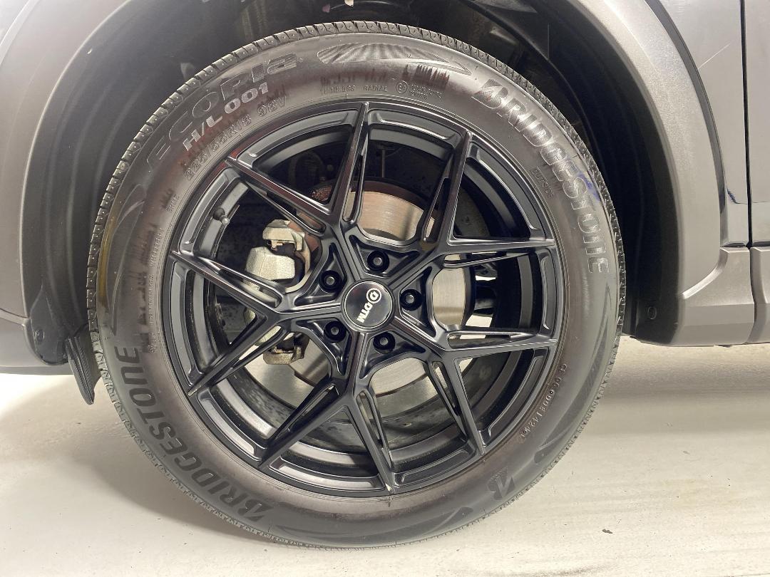 Photo '10' of Mitsubishi Eclipse Cross