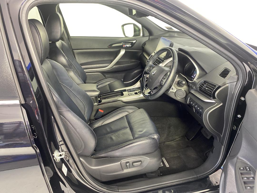 Photo '16' of Mitsubishi Eclipse Cross