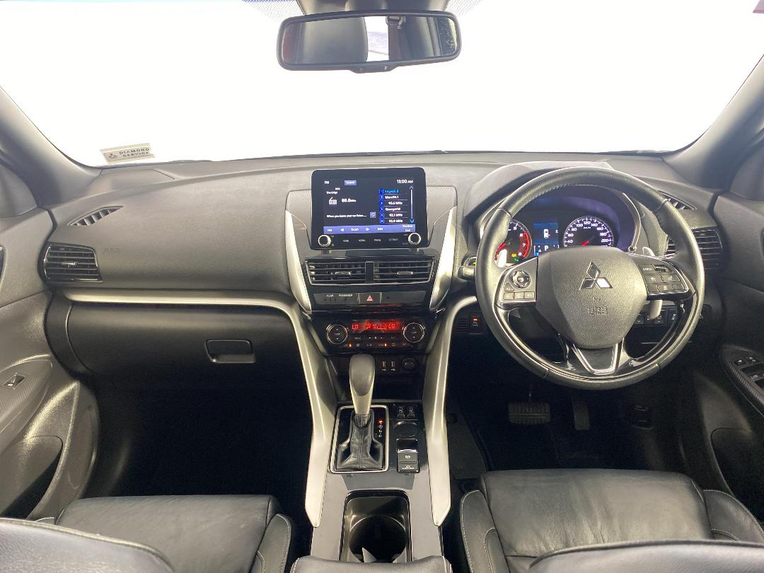 Photo '17' of Mitsubishi Eclipse Cross