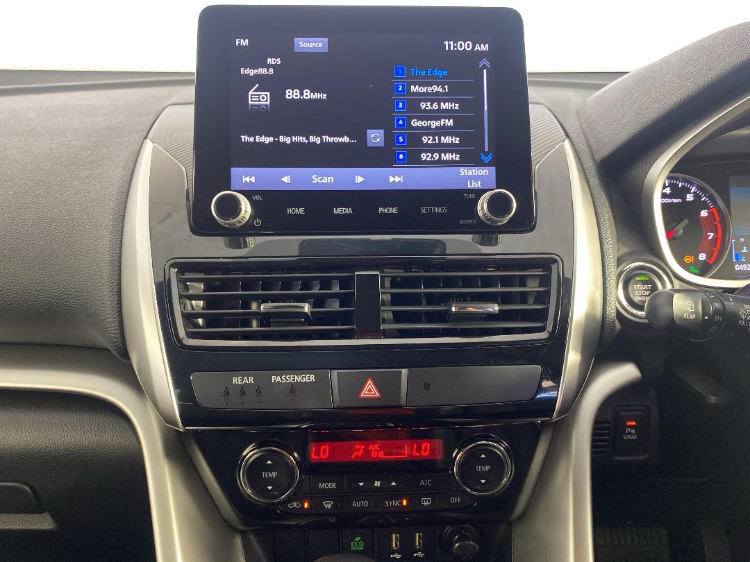 Photo '18' of Mitsubishi Eclipse Cross