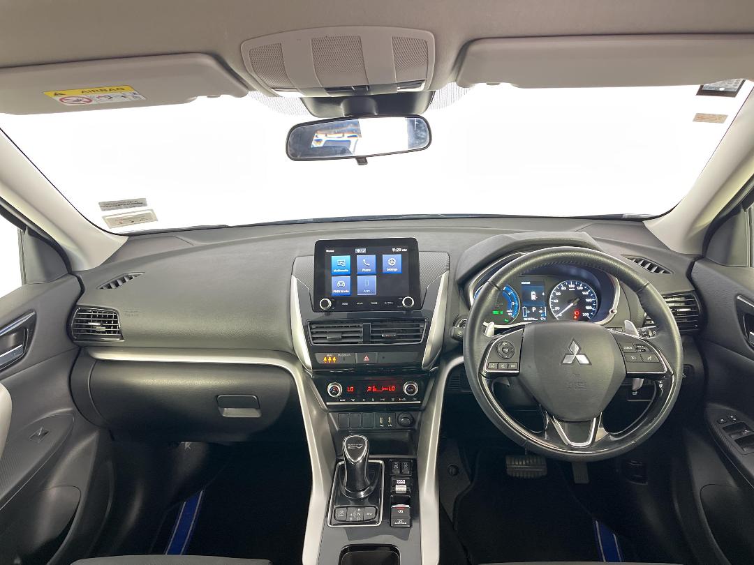 Photo '17' of Mitsubishi Eclipse Cross