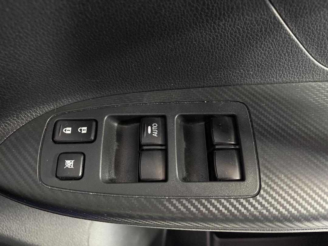 Photo '23' of Mitsubishi Eclipse Cross