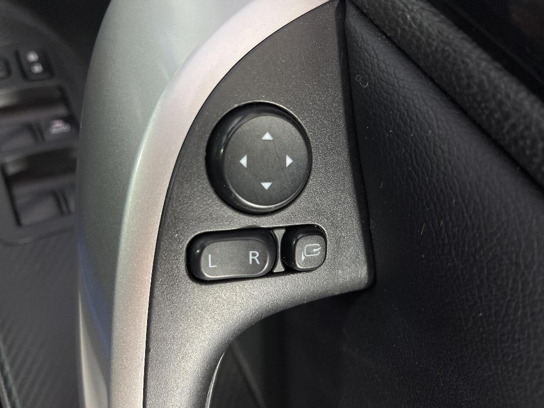 Photo '24' of Mitsubishi Eclipse Cross