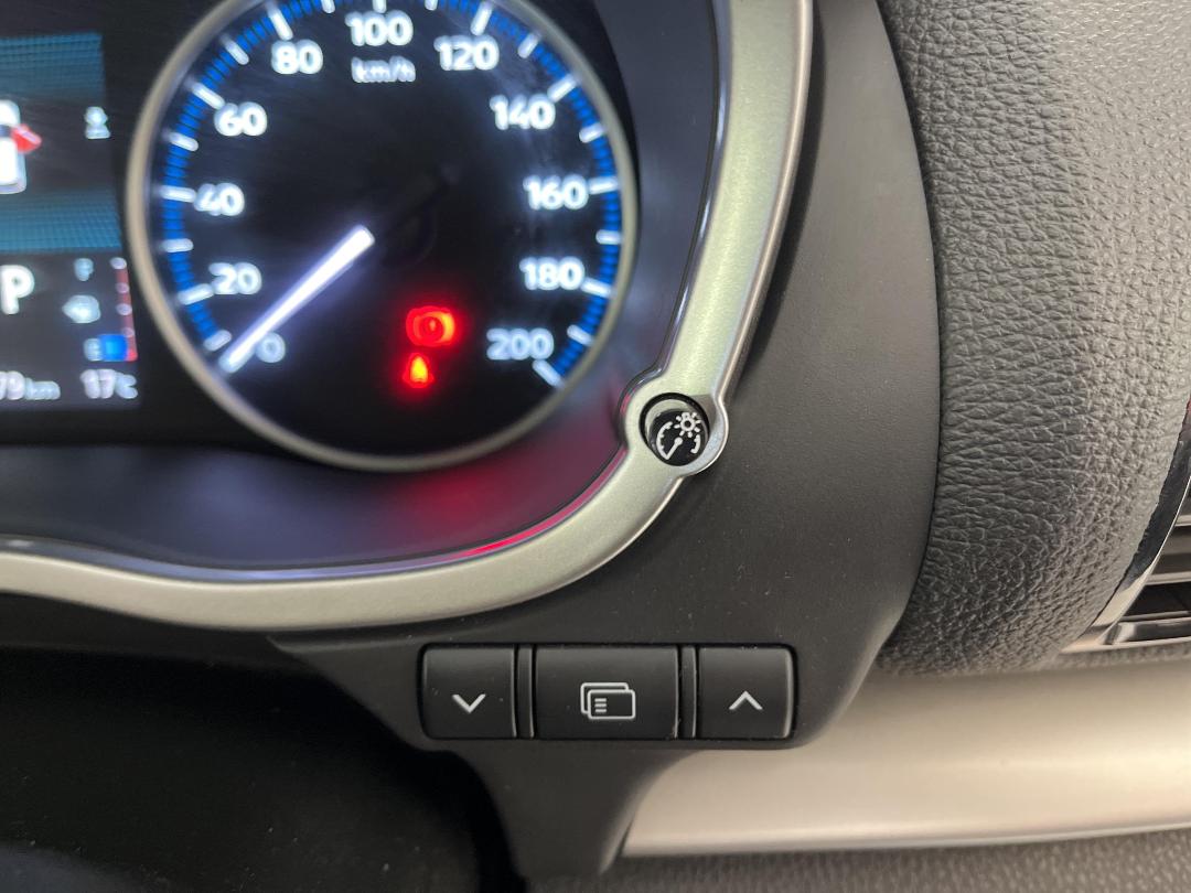 Photo '30' of Mitsubishi Eclipse Cross