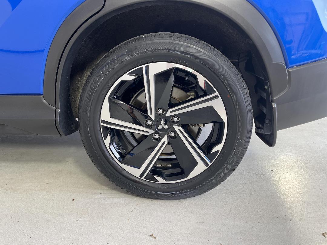 Photo '11' of Mitsubishi Eclipse Cross