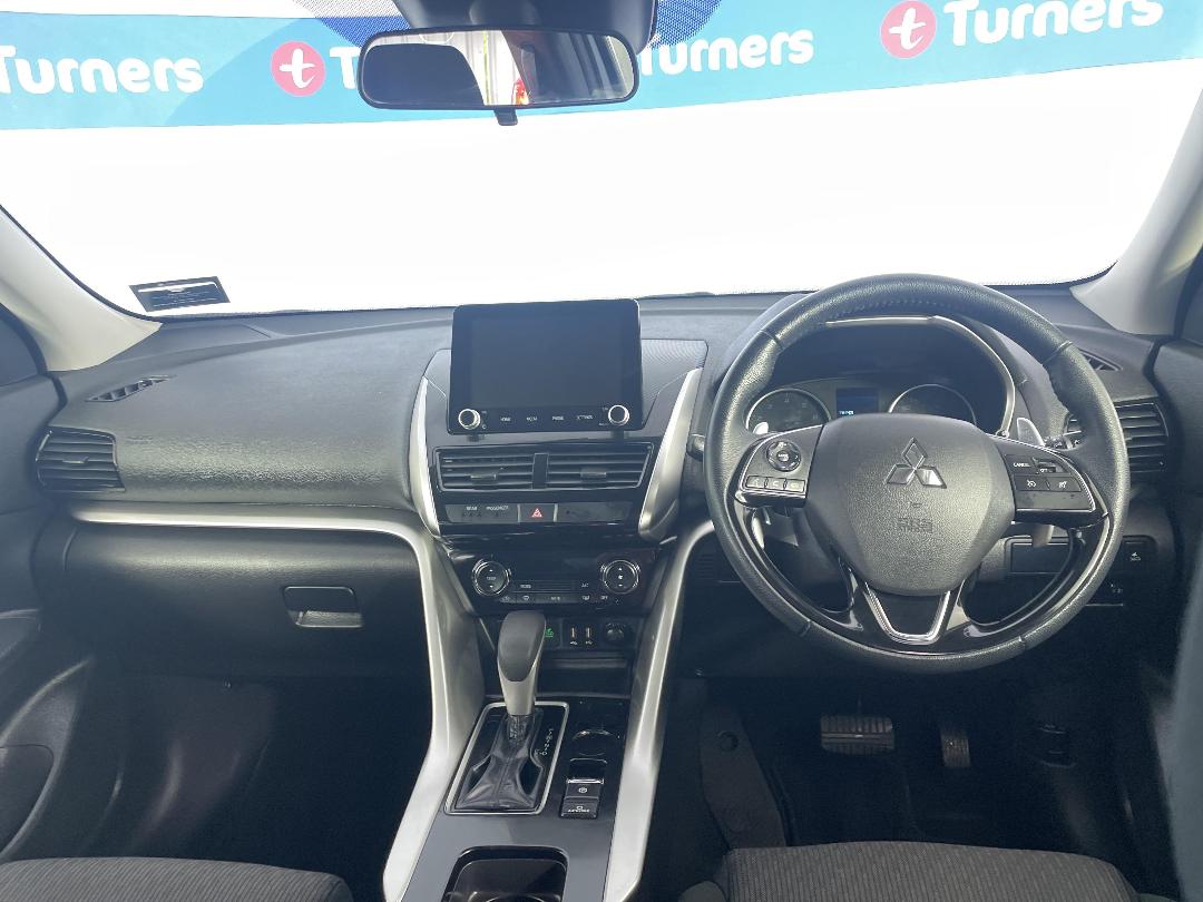 Photo '17' of Mitsubishi Eclipse Cross