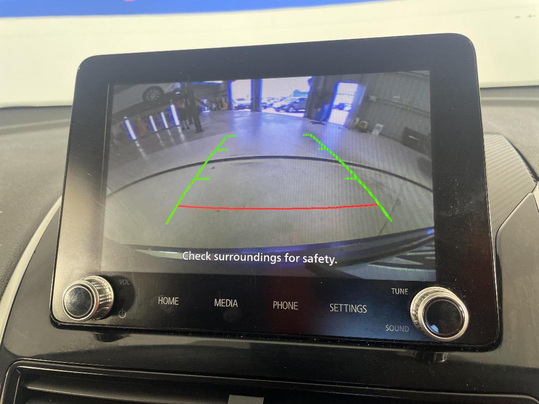 Photo '23' of Mitsubishi Eclipse Cross