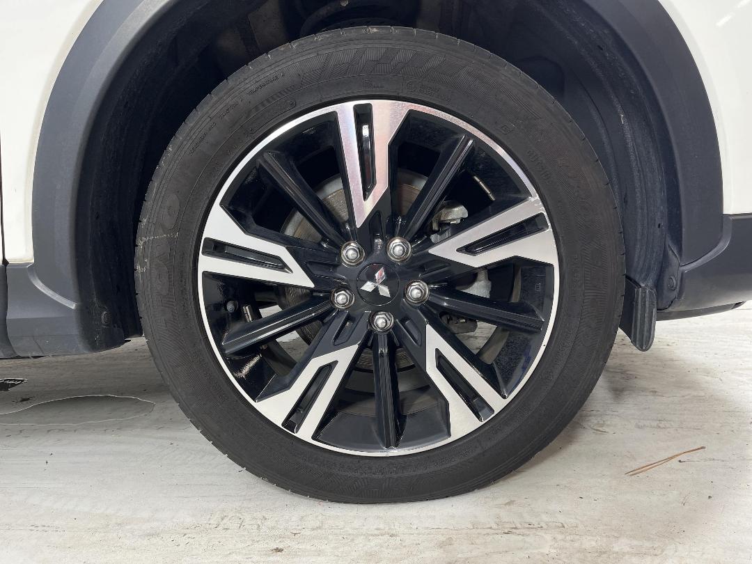 Photo '9' of Mitsubishi Eclipse Cross