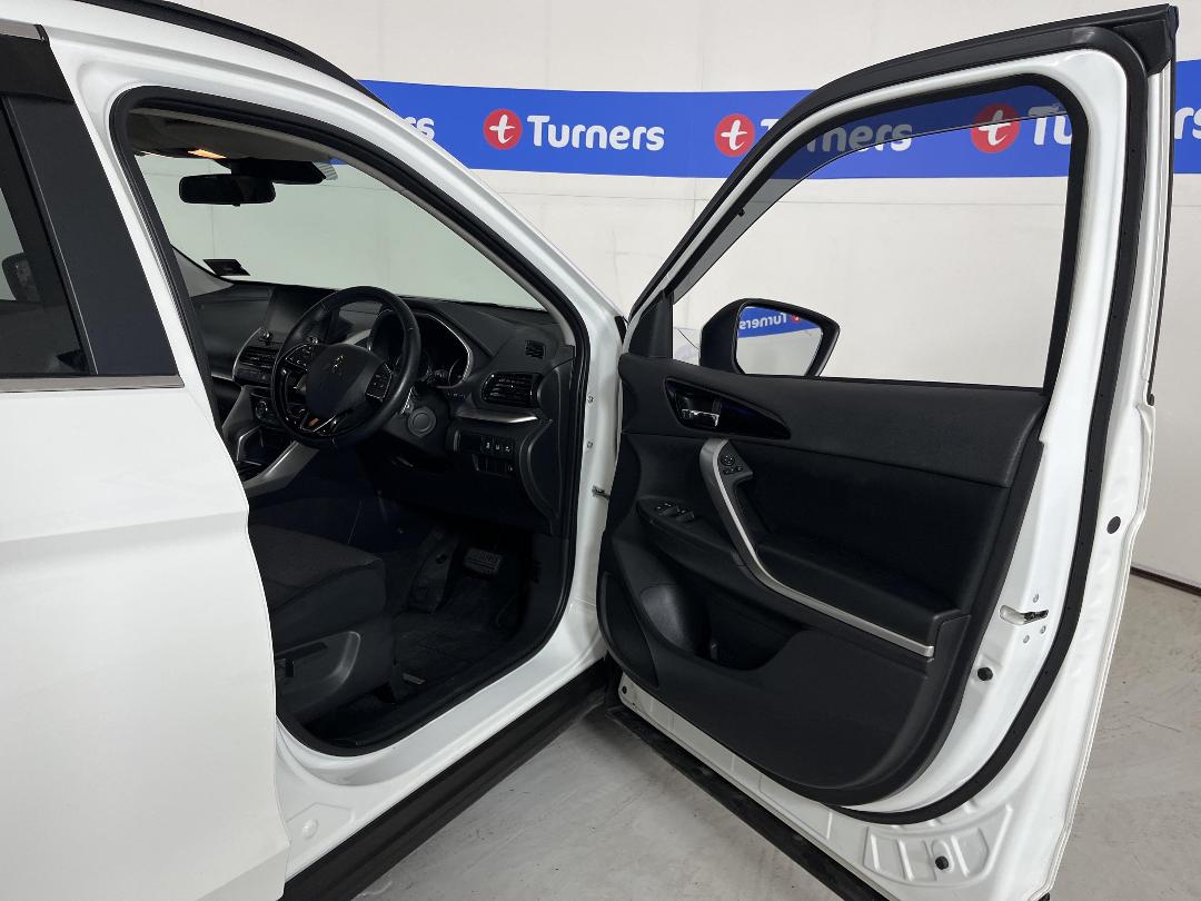 Photo '15' of Mitsubishi Eclipse Cross