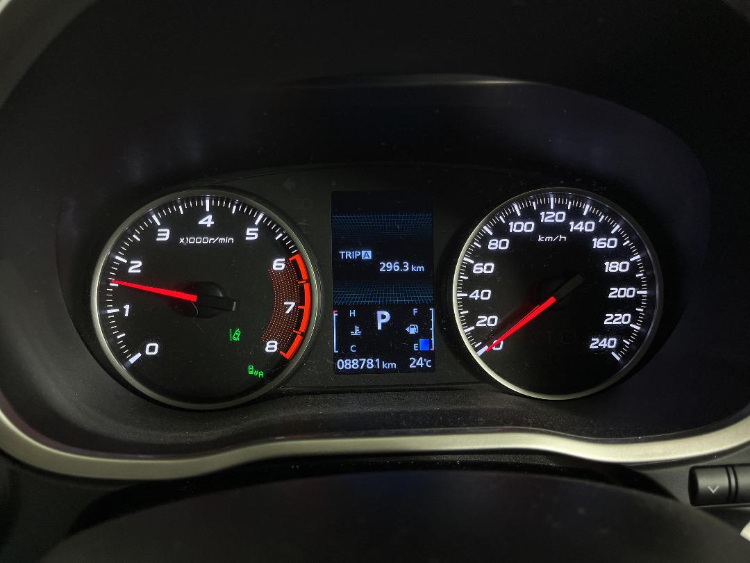 Photo '21' of Mitsubishi Eclipse Cross