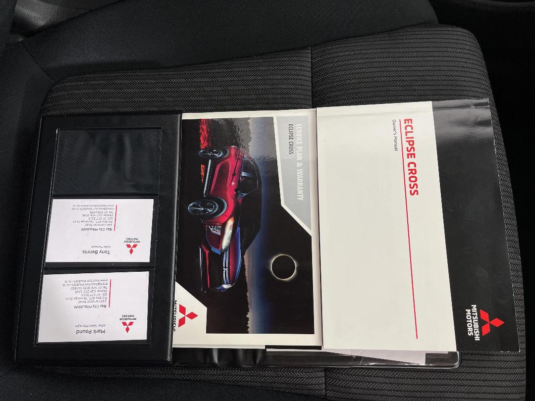 Photo '25' of Mitsubishi Eclipse Cross