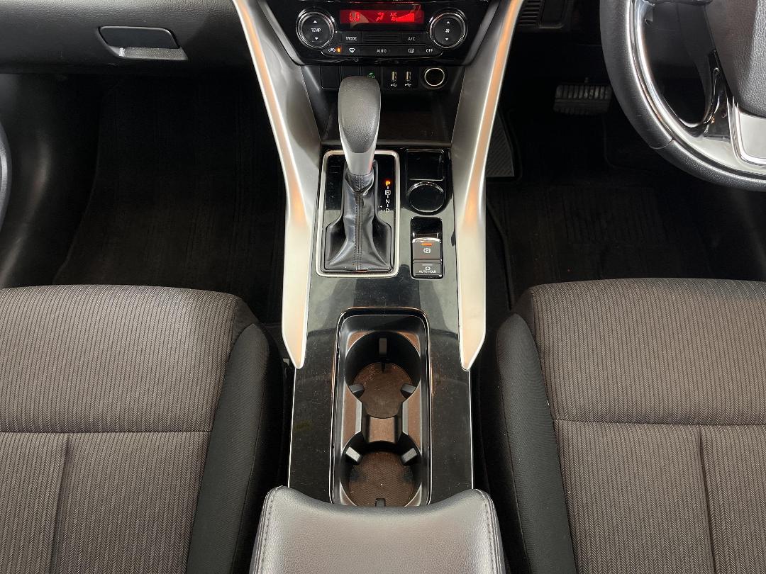 Photo '23' of Mitsubishi Eclipse Cross