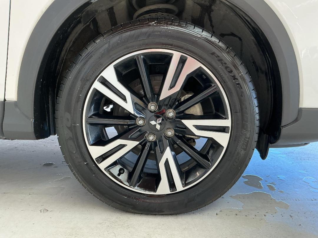 Photo '9' of Mitsubishi Eclipse Cross Photo '9' of Mitsubishi Eclipse Cross