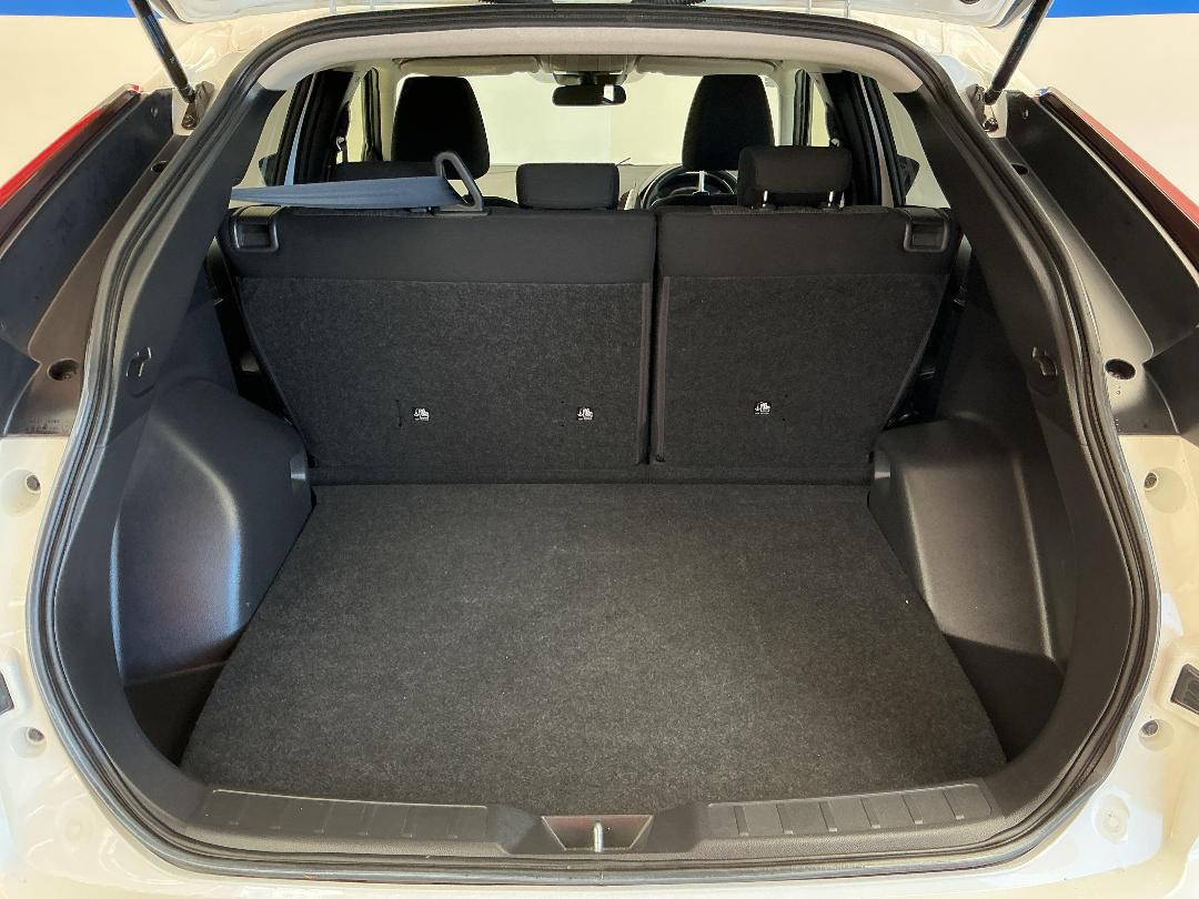 Photo '14' of Mitsubishi Eclipse Cross Photo '14' of Mitsubishi Eclipse Cross