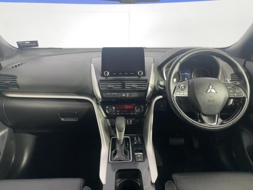 Photo '17' of Mitsubishi Eclipse Cross