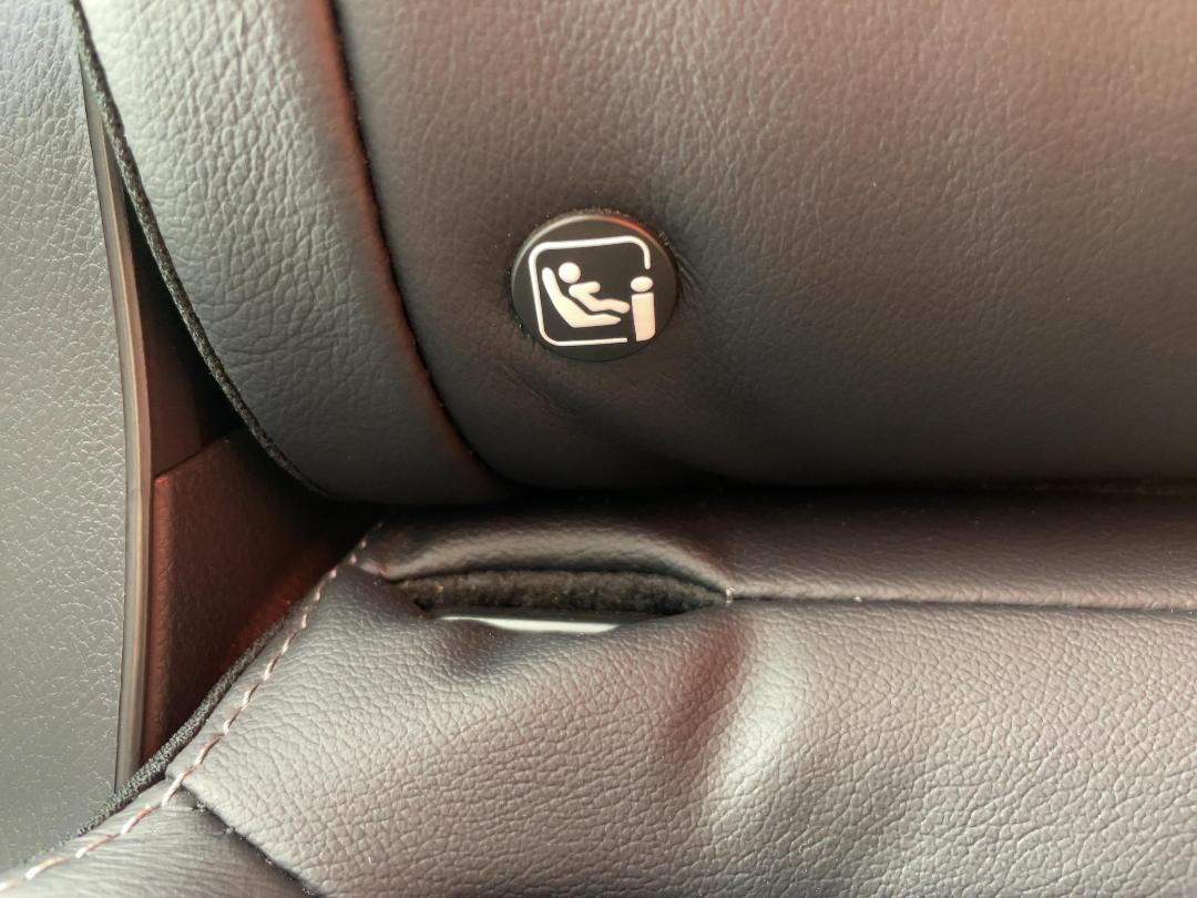 Photo '23' of Mitsubishi Eclipse Cross