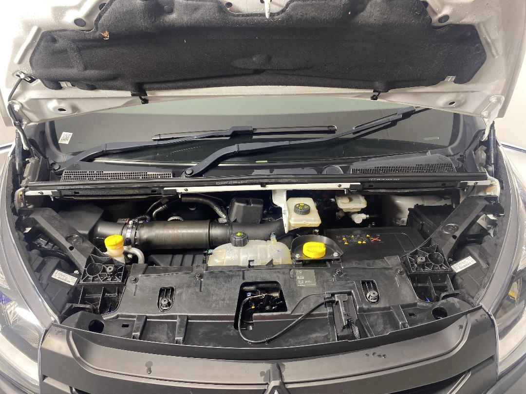 Photo '13' of Mitsubishi Express