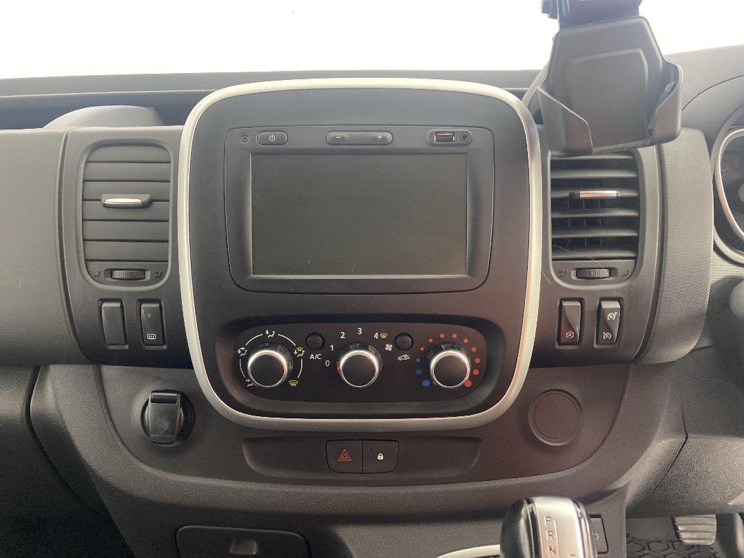 Photo '18' of Mitsubishi Express