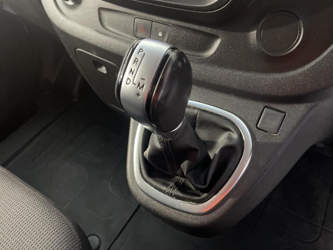 Photo '30' of Mitsubishi Express