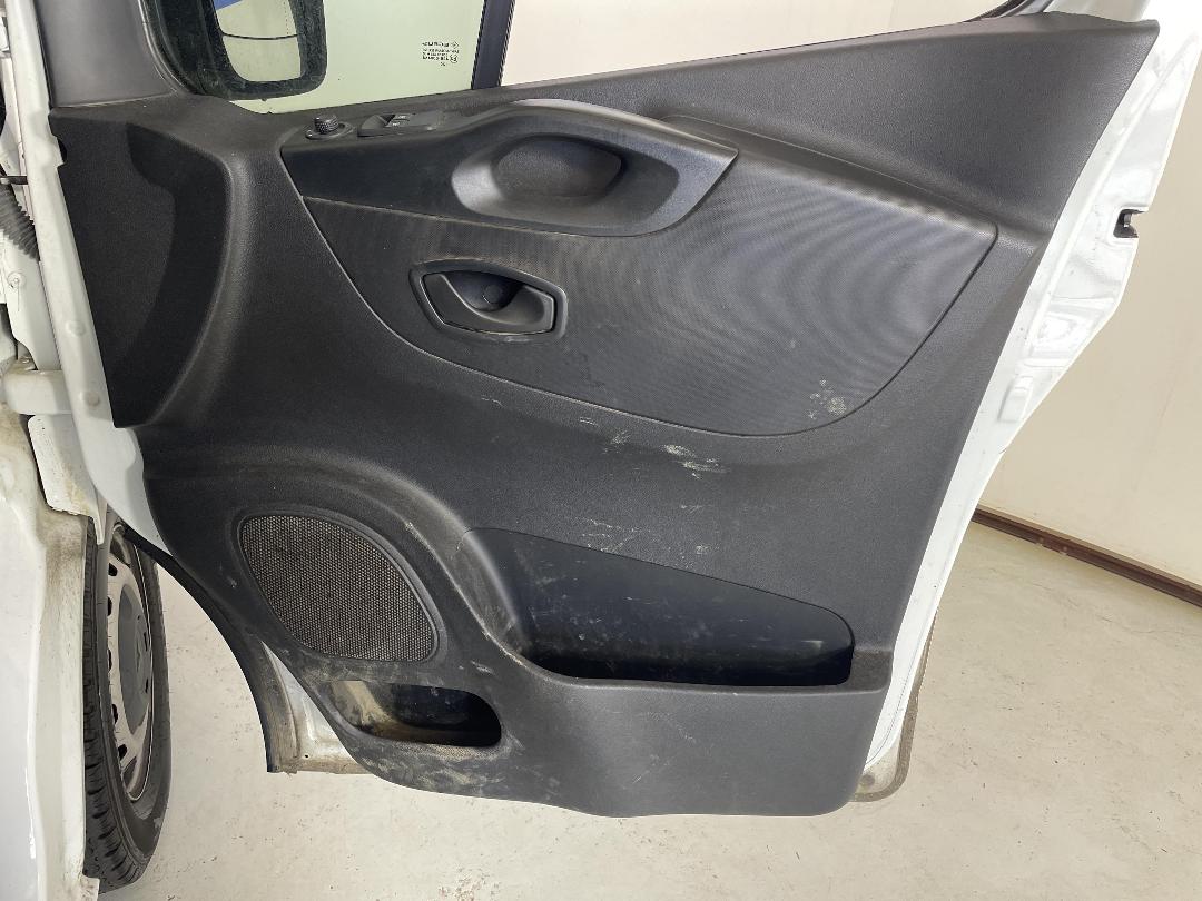 Photo '15' of Mitsubishi Express