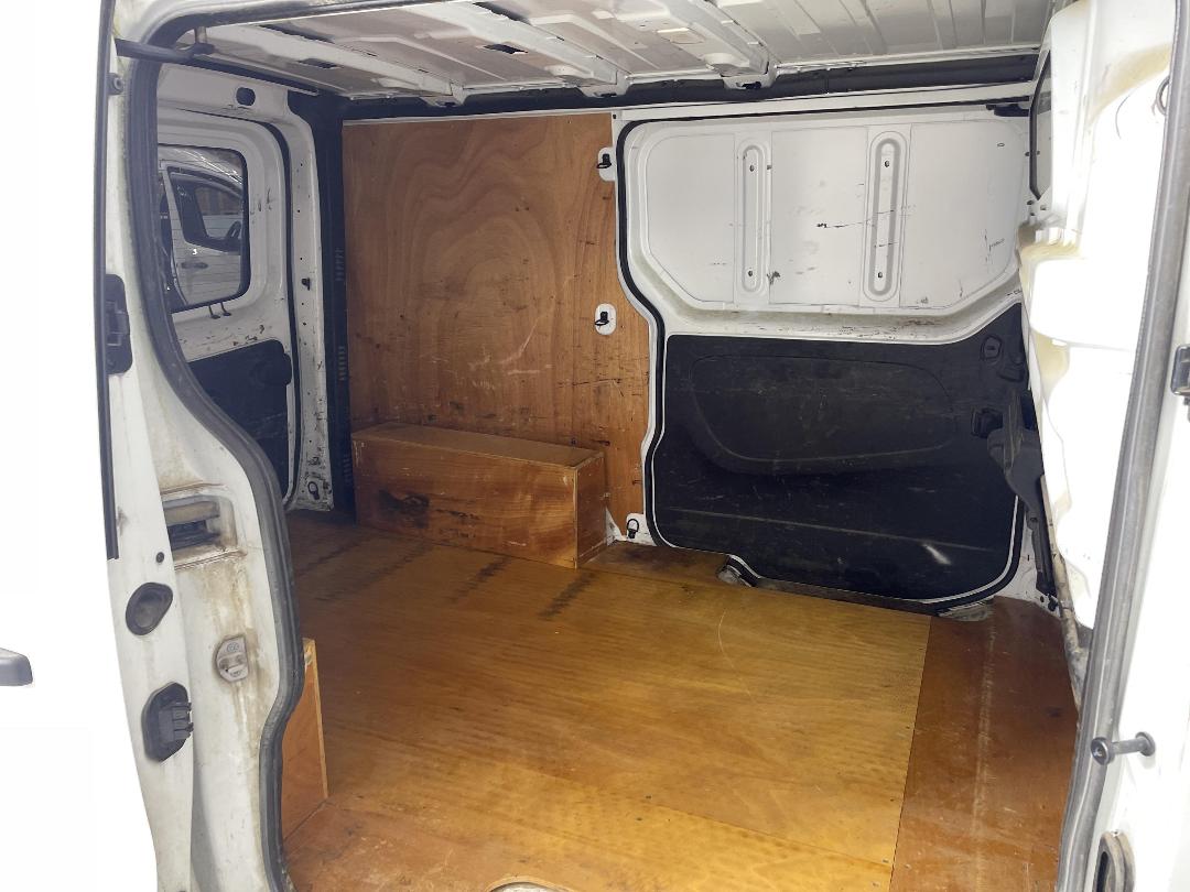 Photo '19' of Mitsubishi Express