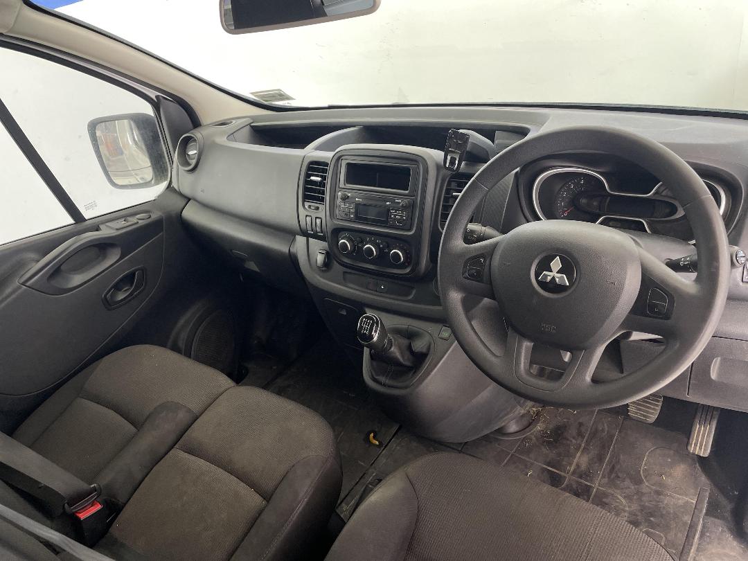 Photo '17' of Mitsubishi Express