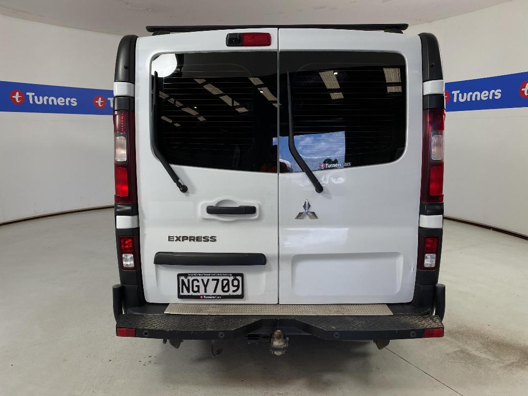 Photo '6' of Mitsubishi Express