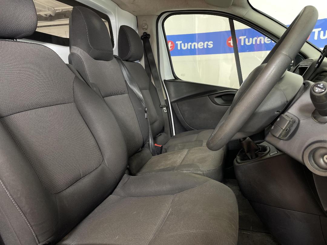 Photo '16' of Mitsubishi Express