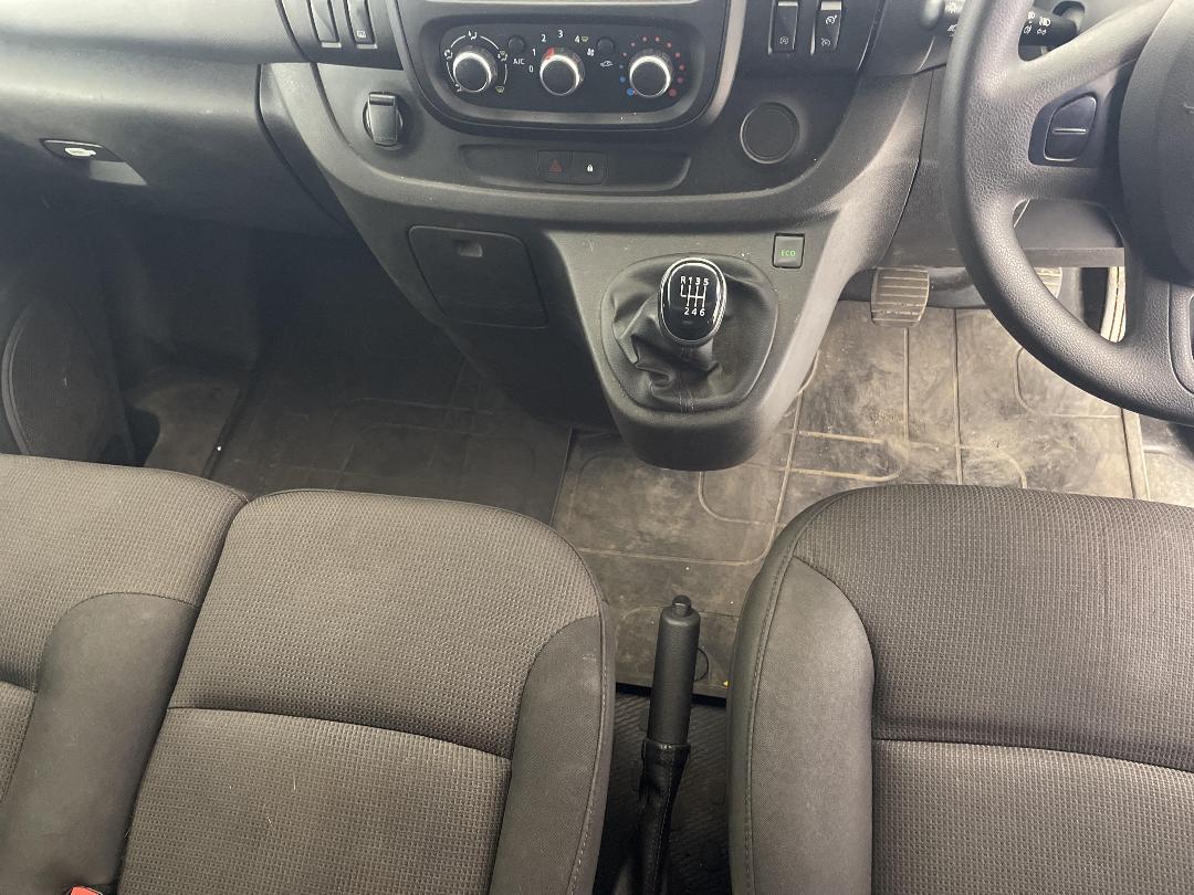 Photo '18' of Mitsubishi Express