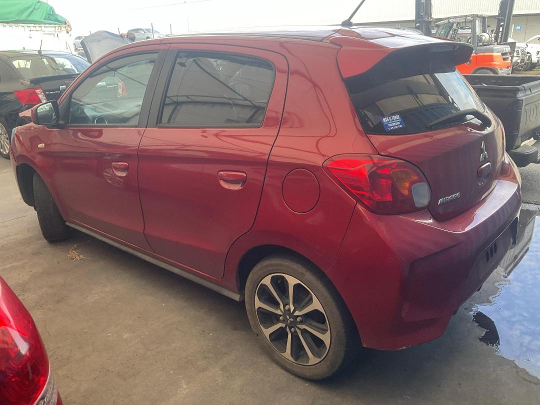Photo '4' of Mitsubishi Mirage XLS