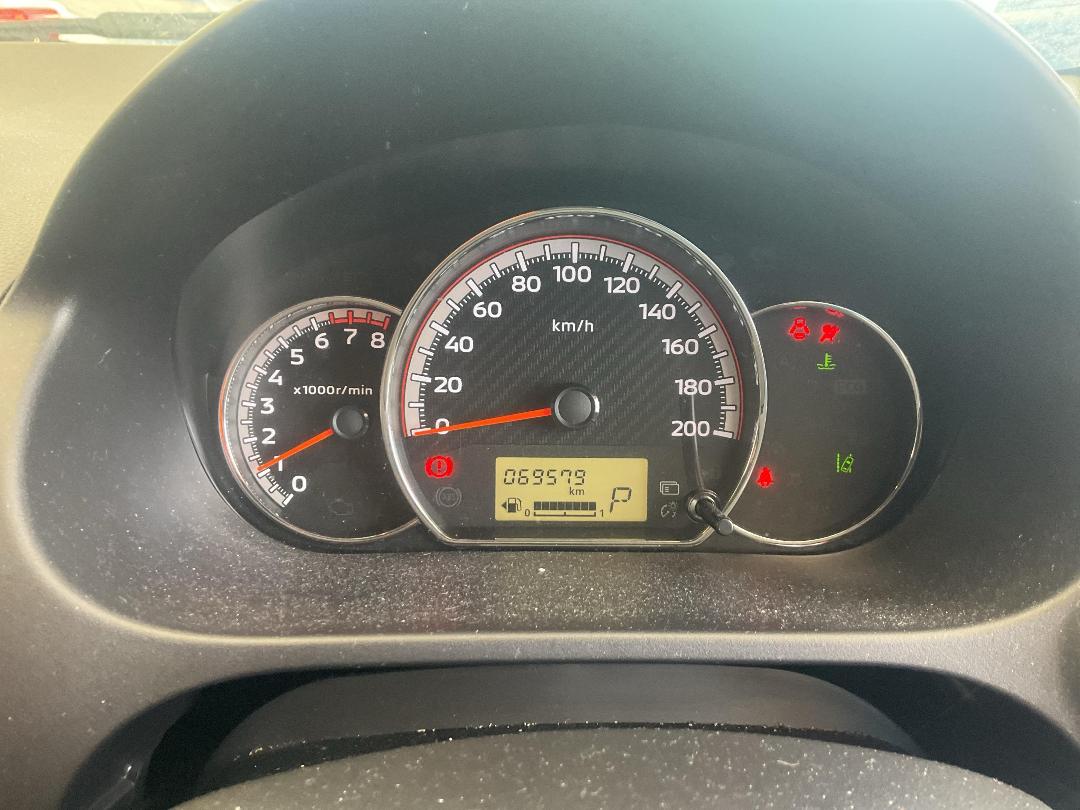 Photo '9' of Mitsubishi Mirage XLS