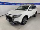 Thumbnail '4' of Mitsubishi Outlander